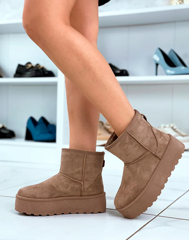 Bottines femme kaki mi-hautes : L'alliance parfaite