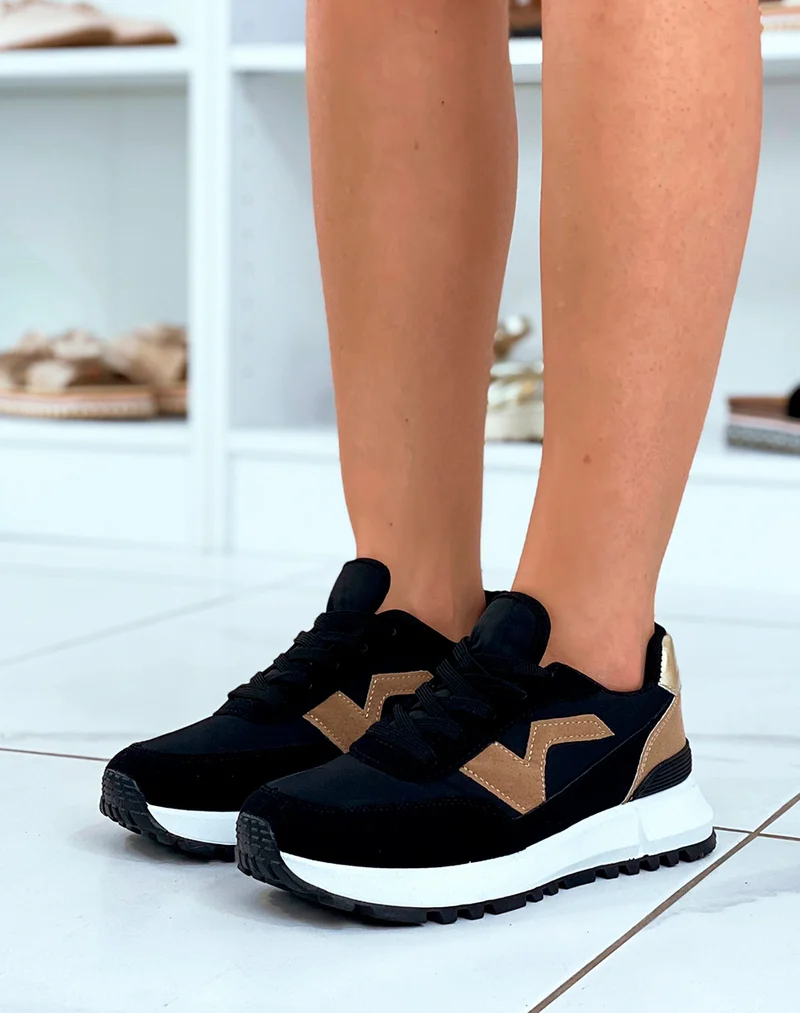 Baskets noires et marrons avec empiècement doré