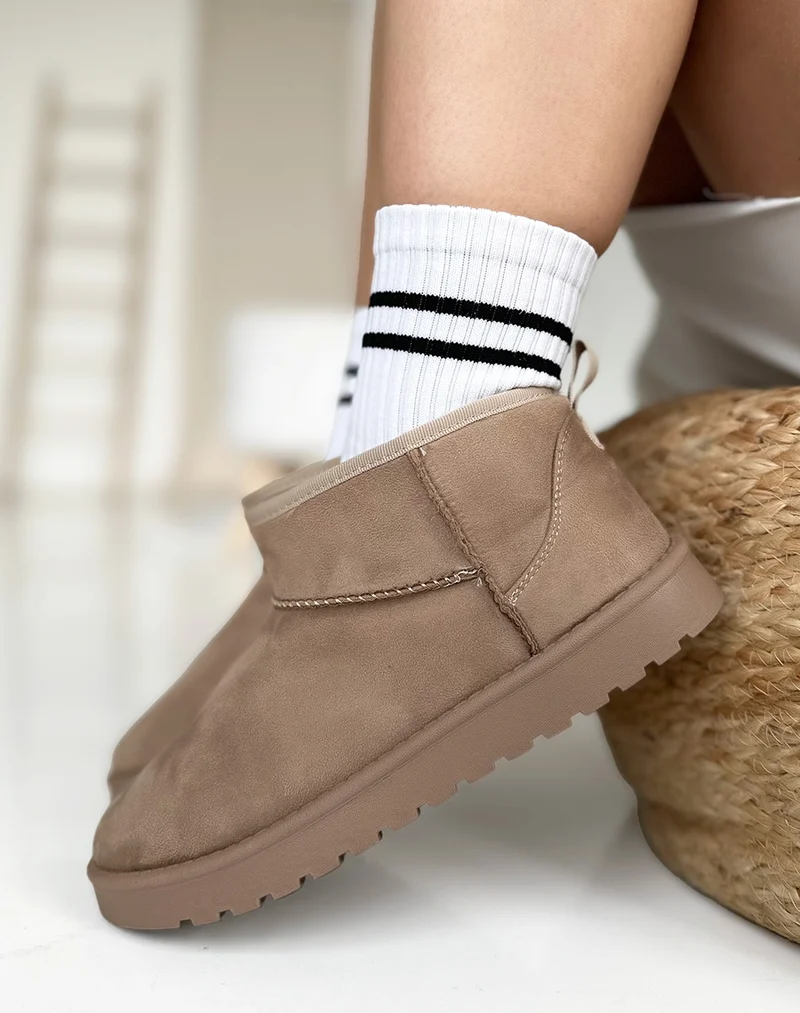 Bottines taupe fourrées en suédine
