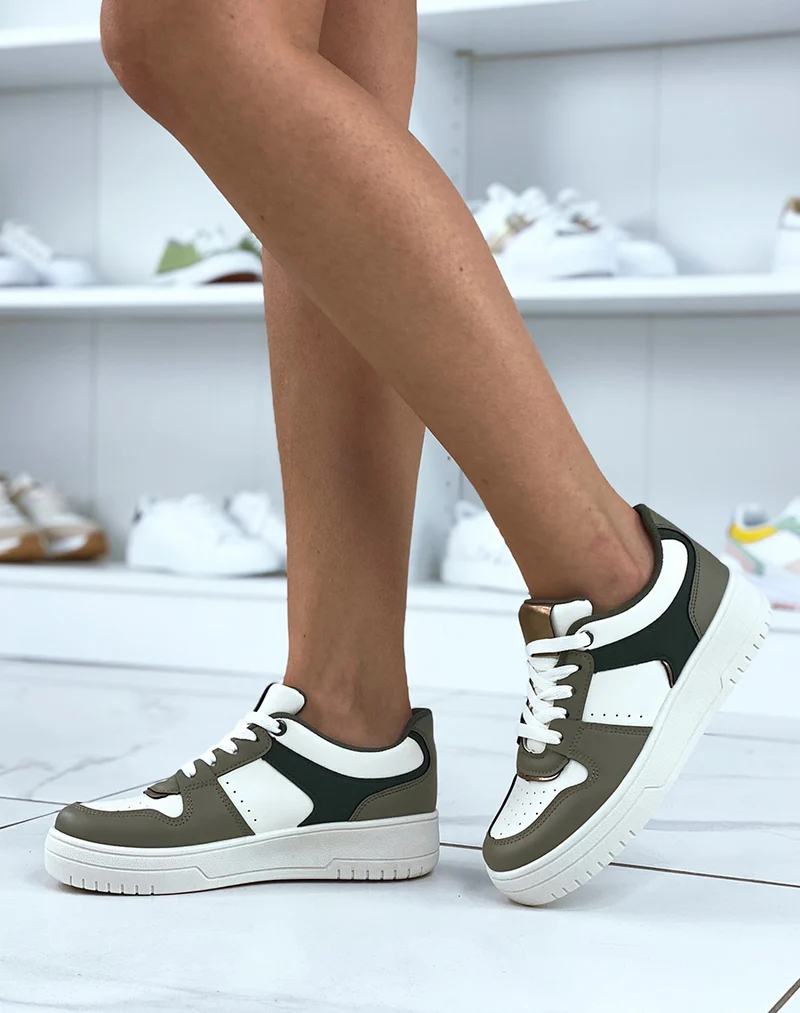 Baskets kaki et blanc cassé