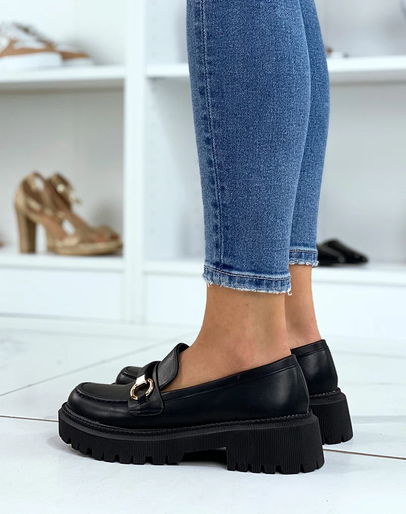 Mocassins noirs a détail doré