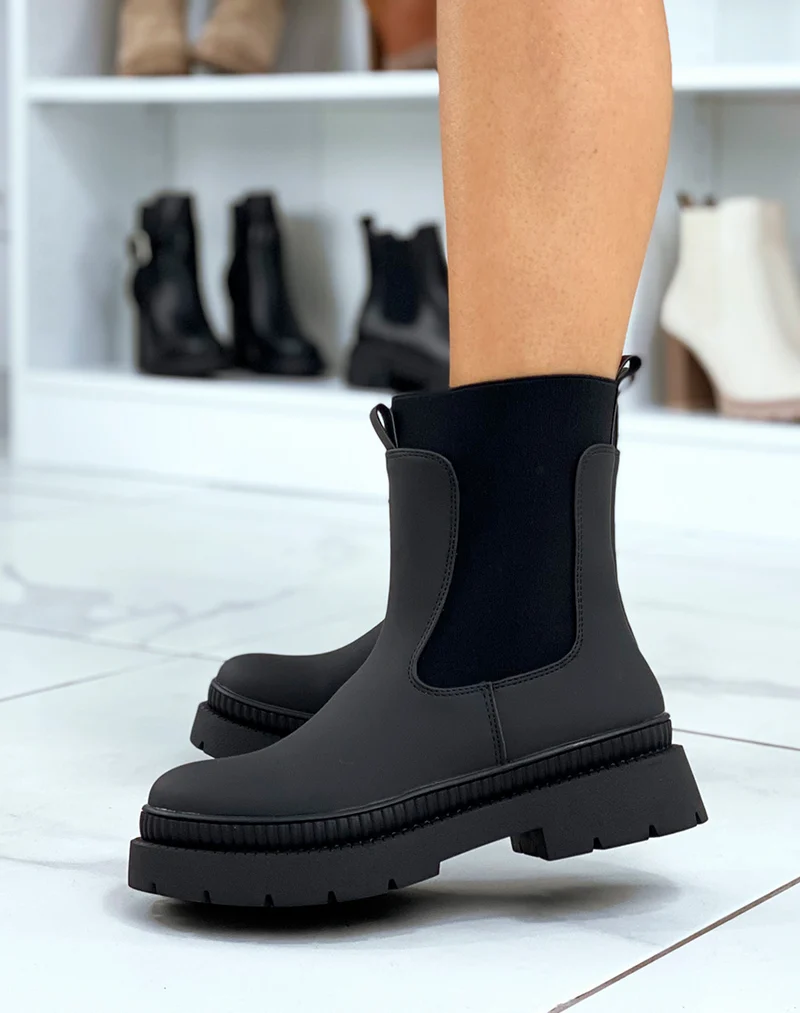 Bottines noires effet mat avec élastique