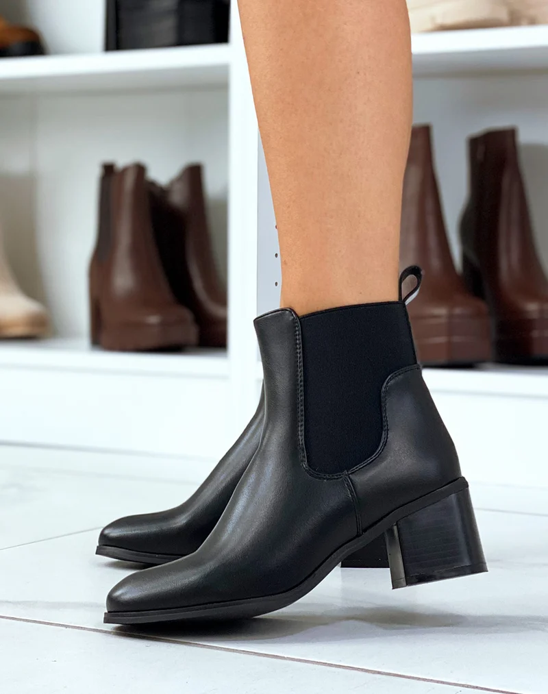 Bottines noires à élastique et à talon