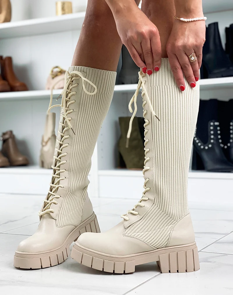 Bottes beiges effet chaussette à lacets