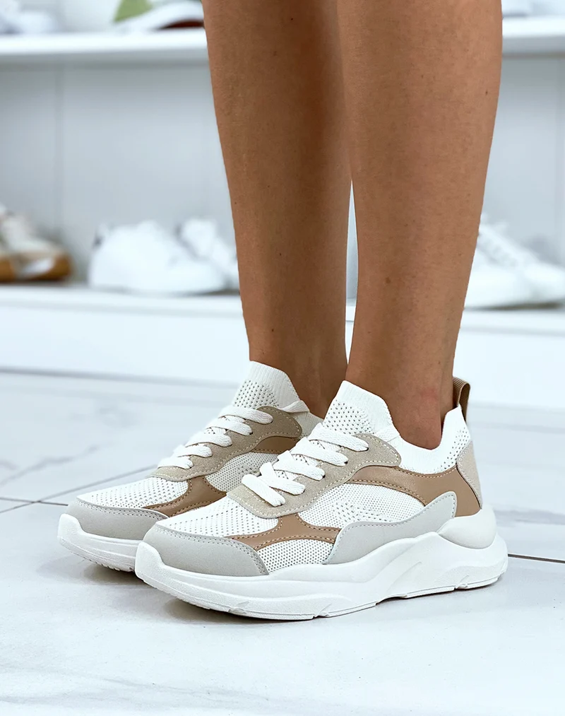 Baskets beiges en tissus à grosse plateforme