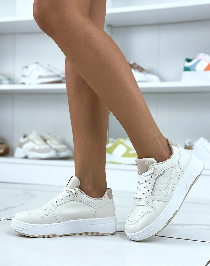 Baskets beiges à plateforme