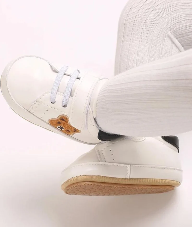 Mocassins Souples À Lacets Languette Forme D’ourson Pour Bébé