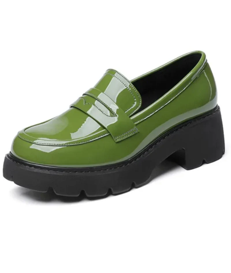 Mocassins Aspect Cuir Vernis À Semelle Épaisse