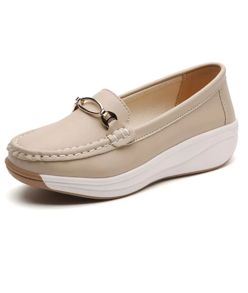 Mocassins Compensés Ajourés Et Détails Boucles Dorées Pour Femme
