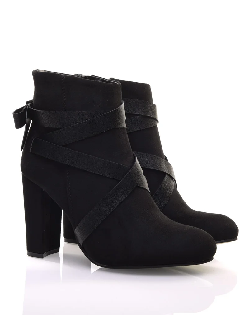 Bottines noires en suédine
