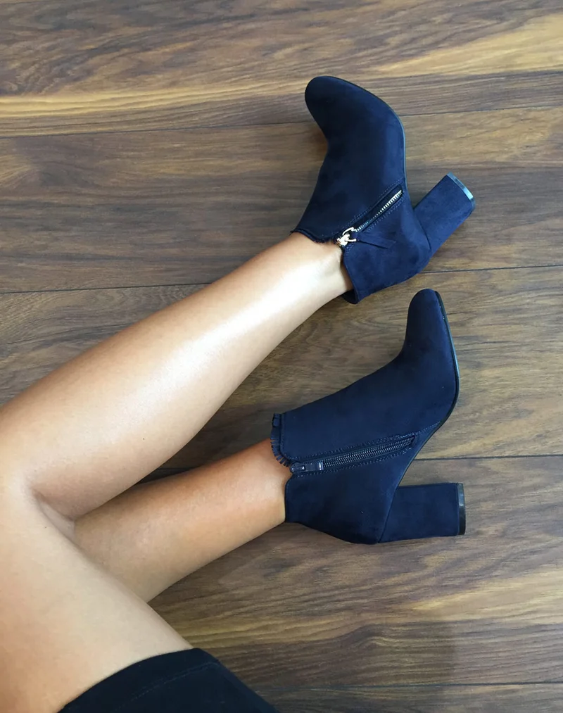 Bottines bleues à petit talon