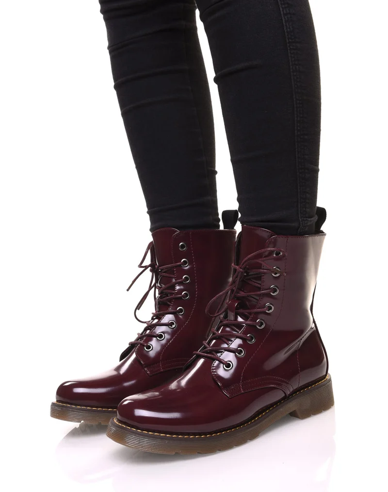 Chaussures montantes vernis bordeaux