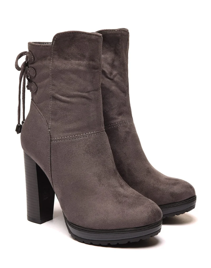 Bottines hautes grises à talons & lacet façon corset