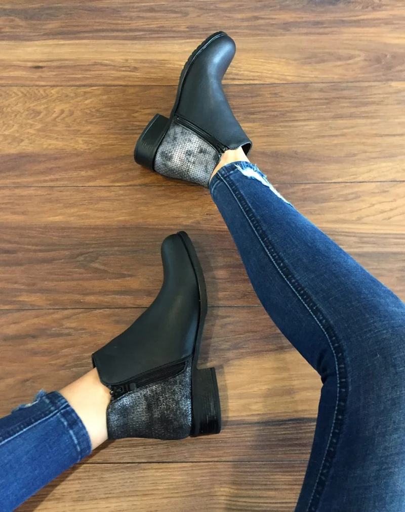Bottines plates bi matières noires