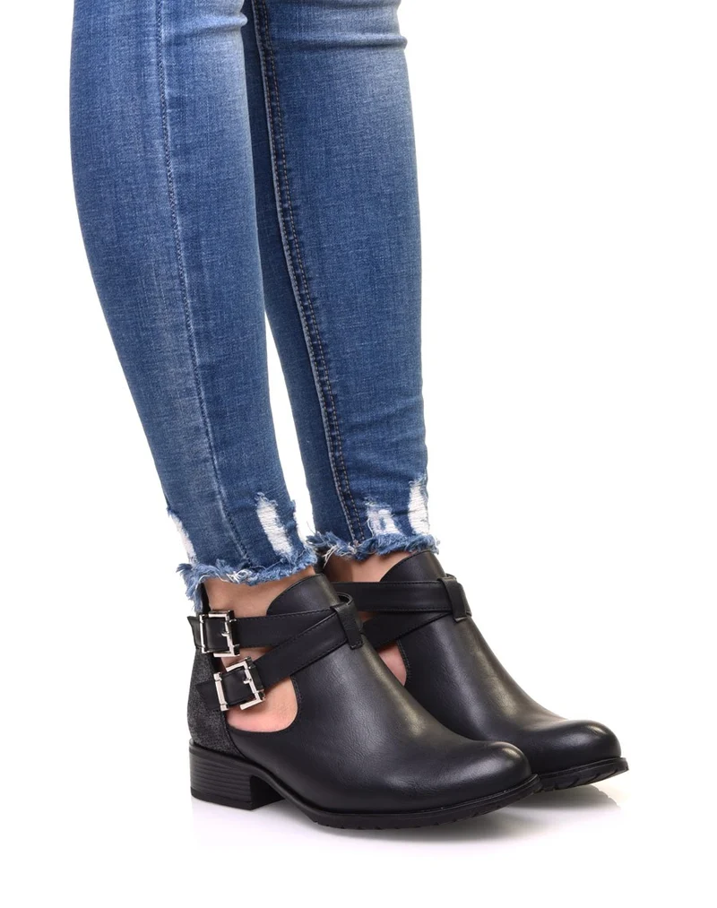 Bottines basses noires ajourées avec lanières