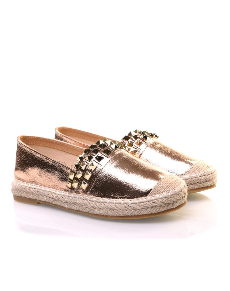 Espadrilles cuivrées cloutées