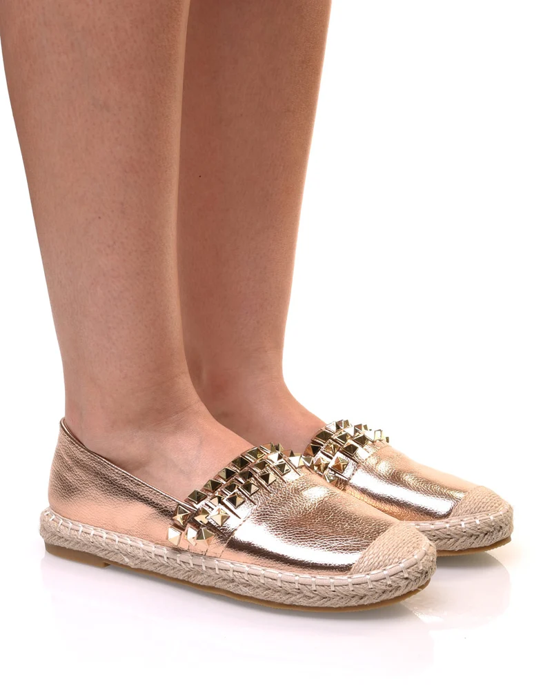 Espadrilles cuivrées cloutées