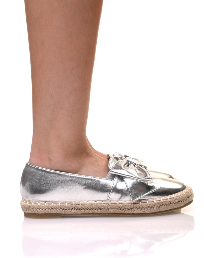 Espadrilles argentées à noeud