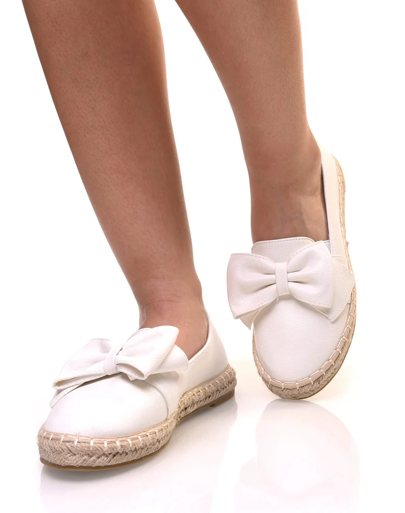Espadrilles blanches à noeud
