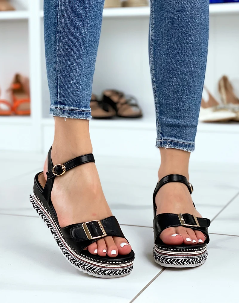 Sandales noires à semelle épaisse bride ajustable et motifs aztèques