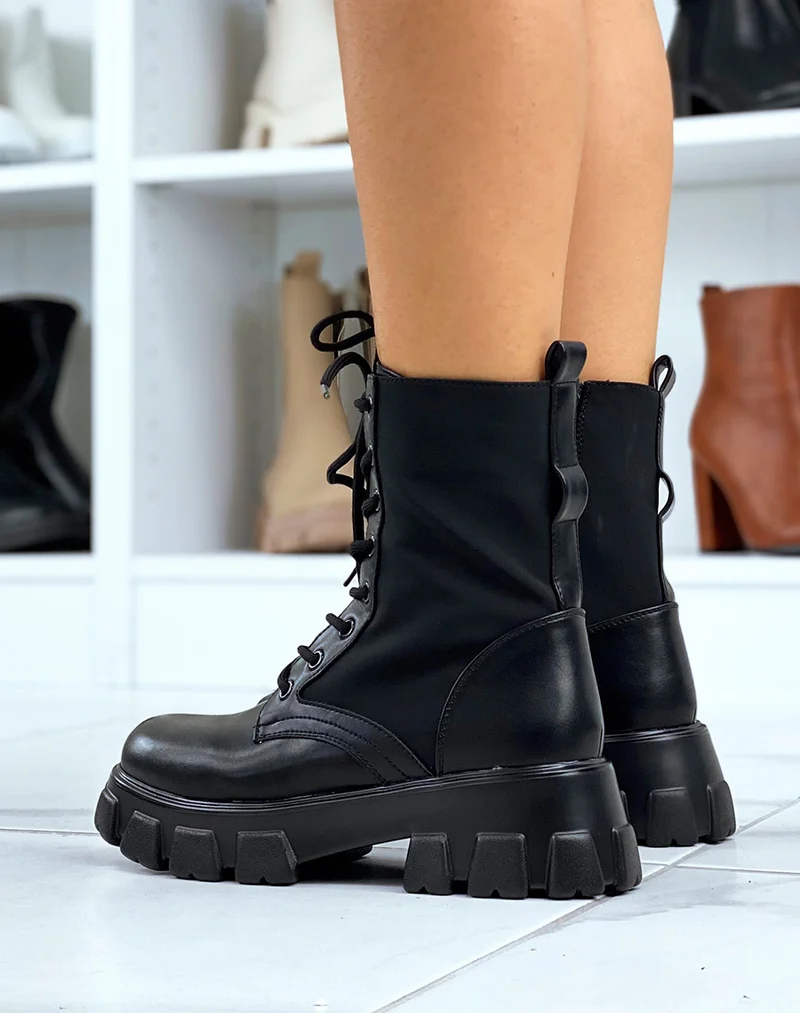 Bottines noires lacées en bi-matière à pochette et à semelles crantées