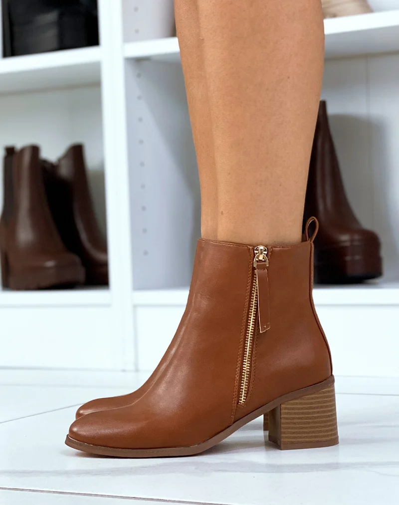 Bottines camel à zip doré et petit talon