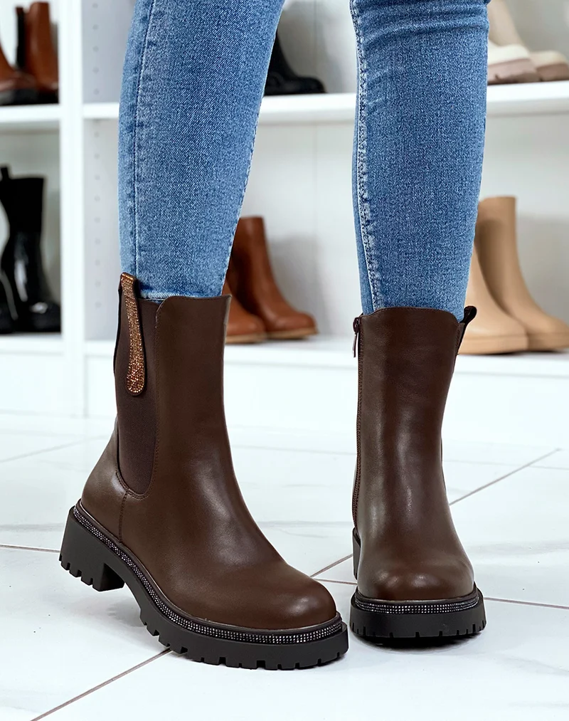 Chelsea boots marrons à détails à strass