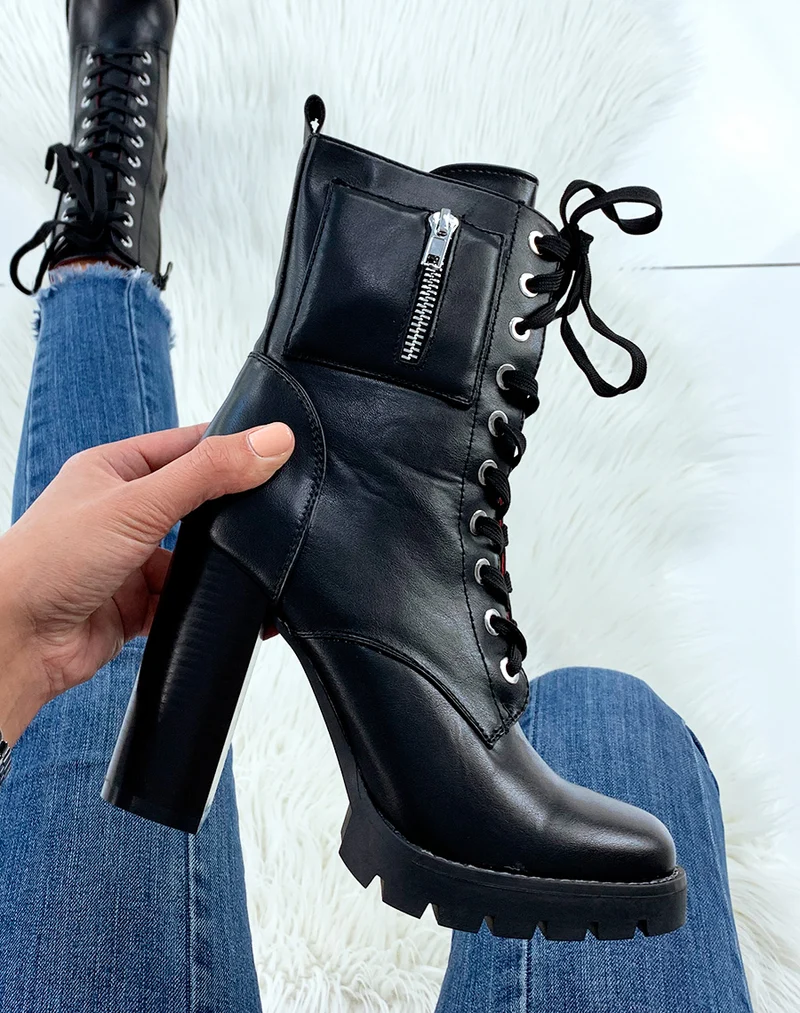 Bottines à talon noires avec petite poche