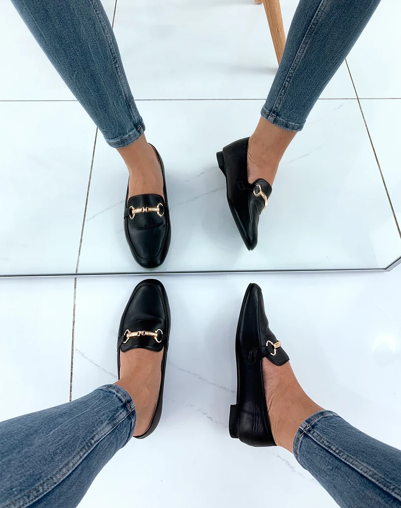 Mocassins en similicuirs noirs
