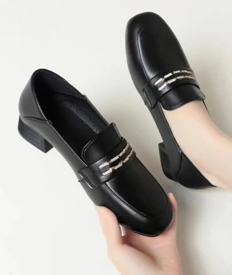 Mocassins À Talon Carré Avec Une Semelle En Cuir Régénéré