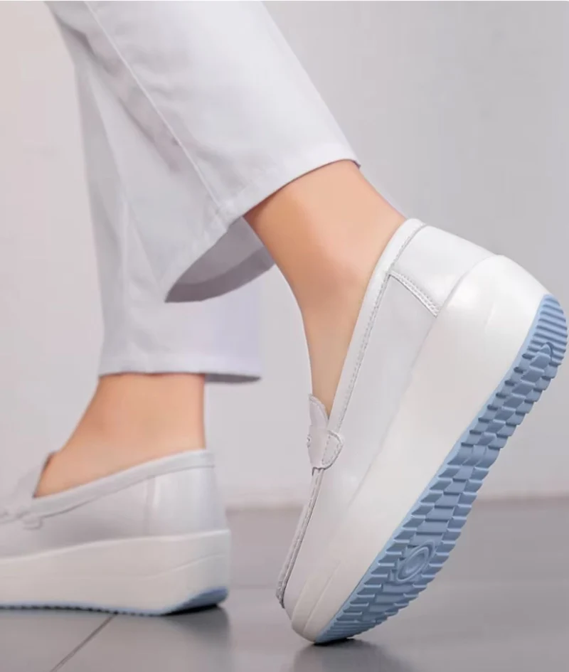 Mocassins Blancs À Semelles Compensées Pour Femme