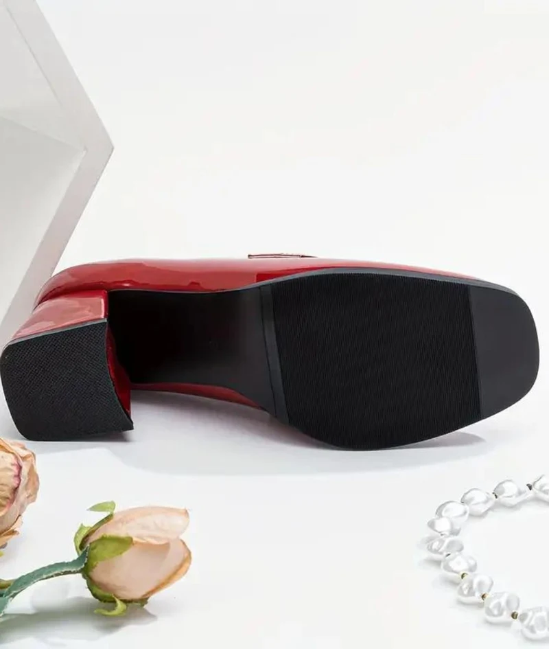 Mocassins À Talons En Cuir Vernis