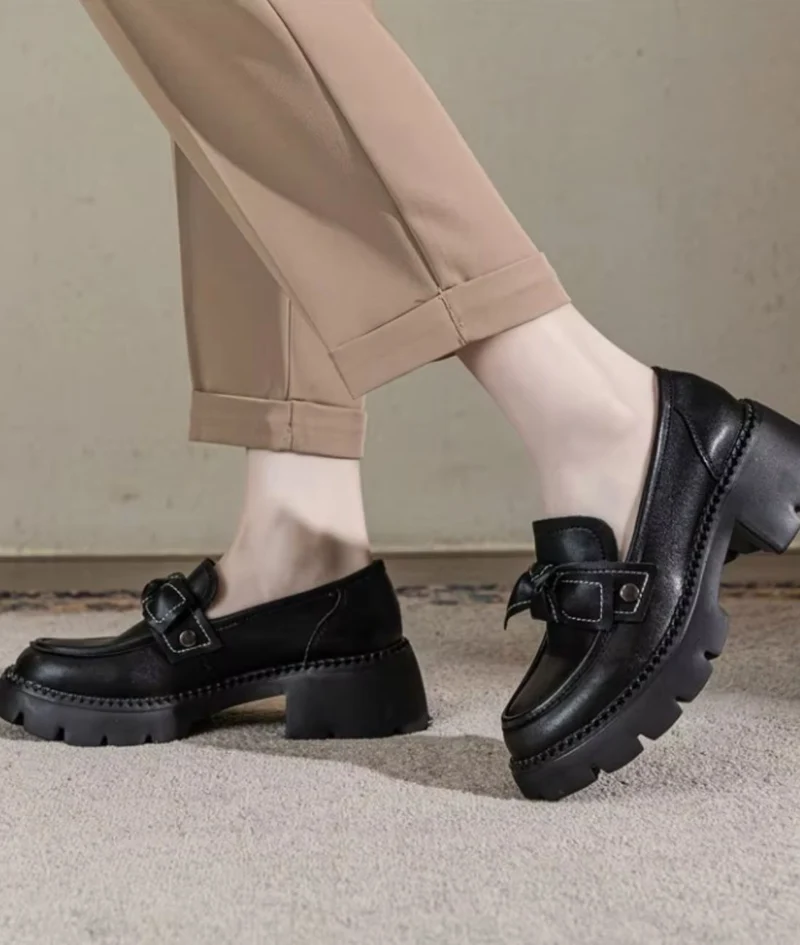 Mocassins À Plateforme Ornés D’un Ravissant Nœud Papillon Noir Pour Femmes