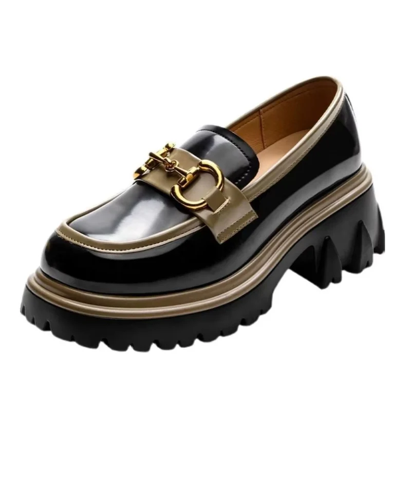 Mocassins À Plateforme Avec Une Chaîne Dorée Étincelante Pour Femmes