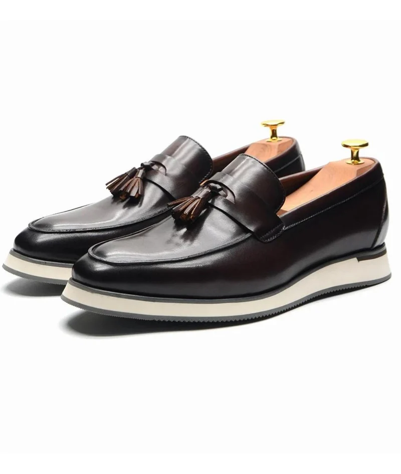 Mocassins À Glands Classiques En Cuir Lisse
