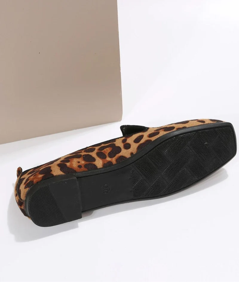 Mocassins Imprimé Léopard À Bout Carré Pour Femme