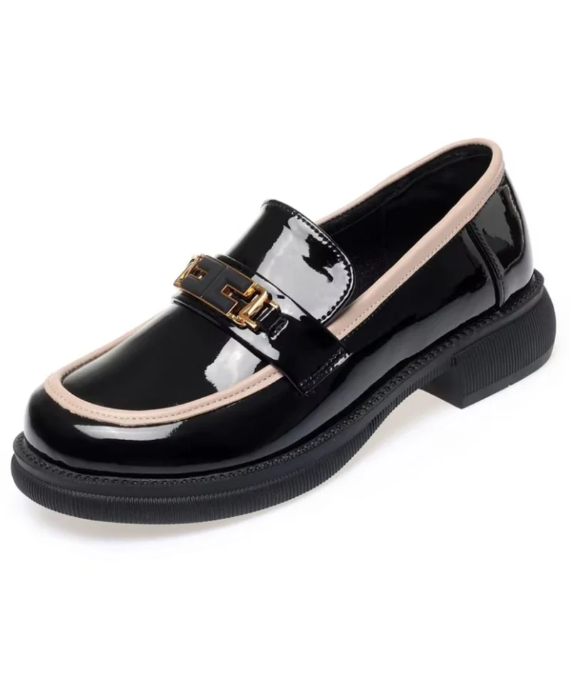 Mocassins À Bout Rond En Cuir Verni Pour Femmes