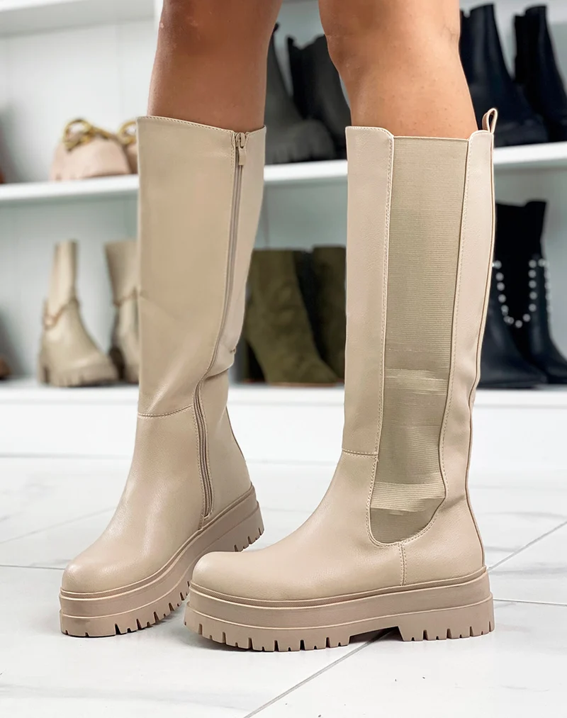 Bottes hautes beiges style chelsea