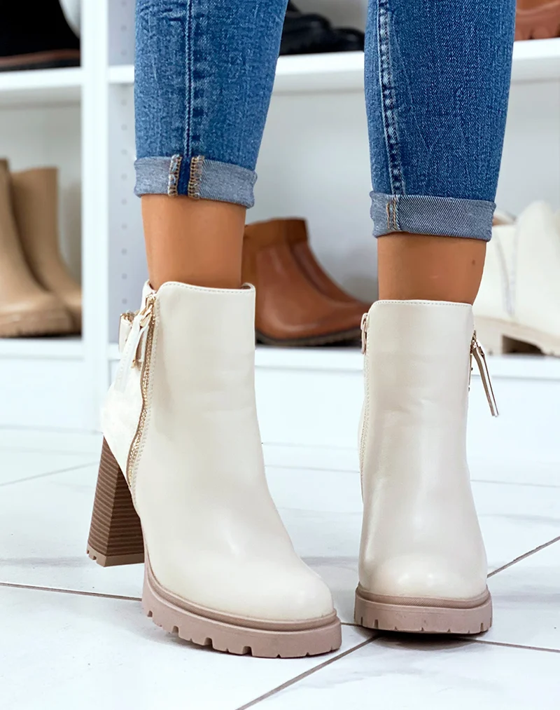 Bottines beiges bi-matières à talons crantés avec sangle
