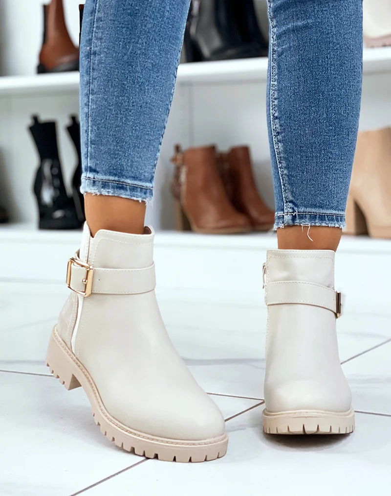 Bottines beiges avec élastique échancré et effet croco