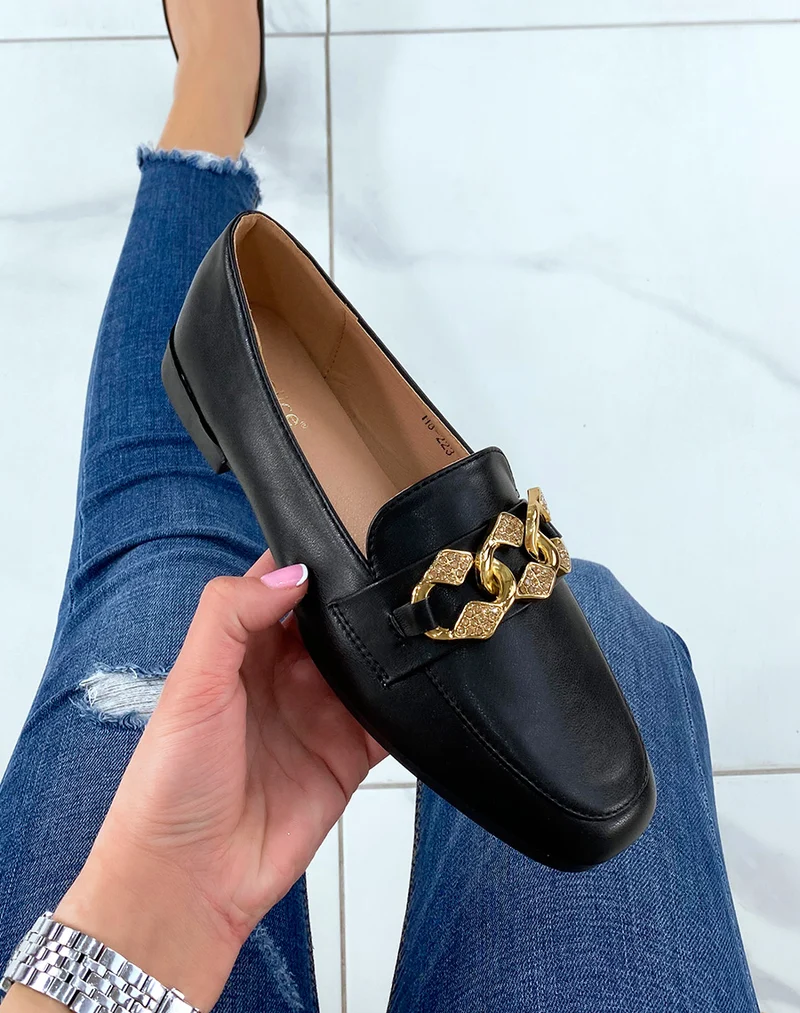Mocassins noirs à chaîne dorée à strass