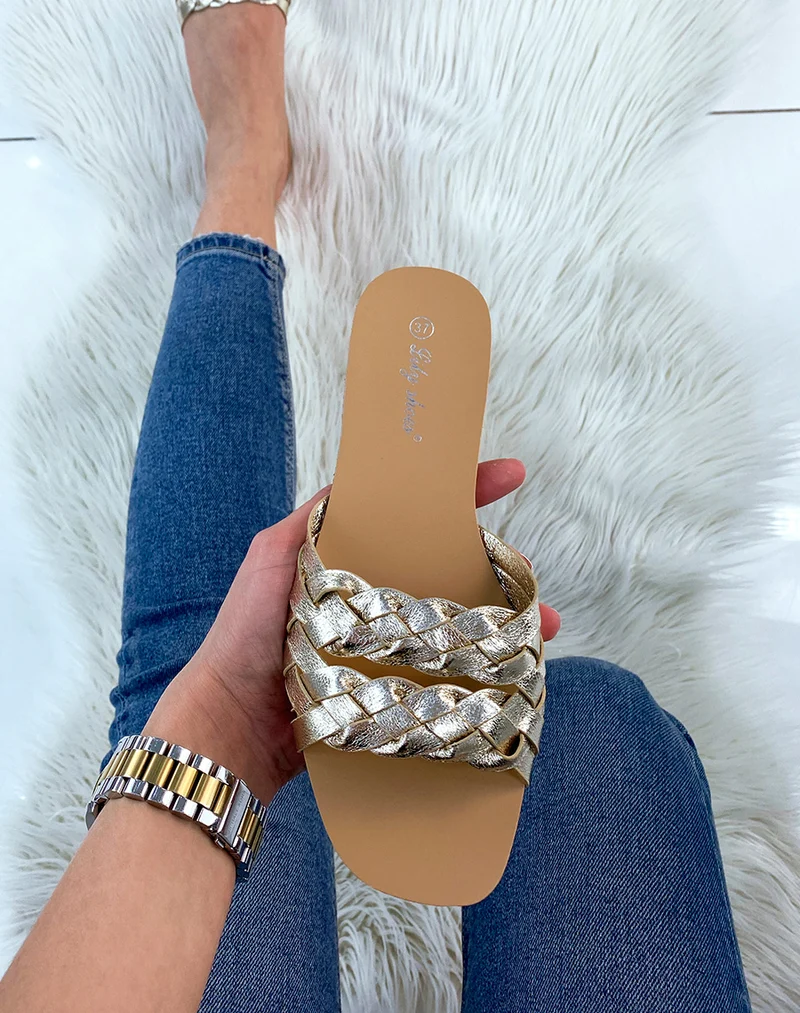 Mules dorées à doubles brides tressées