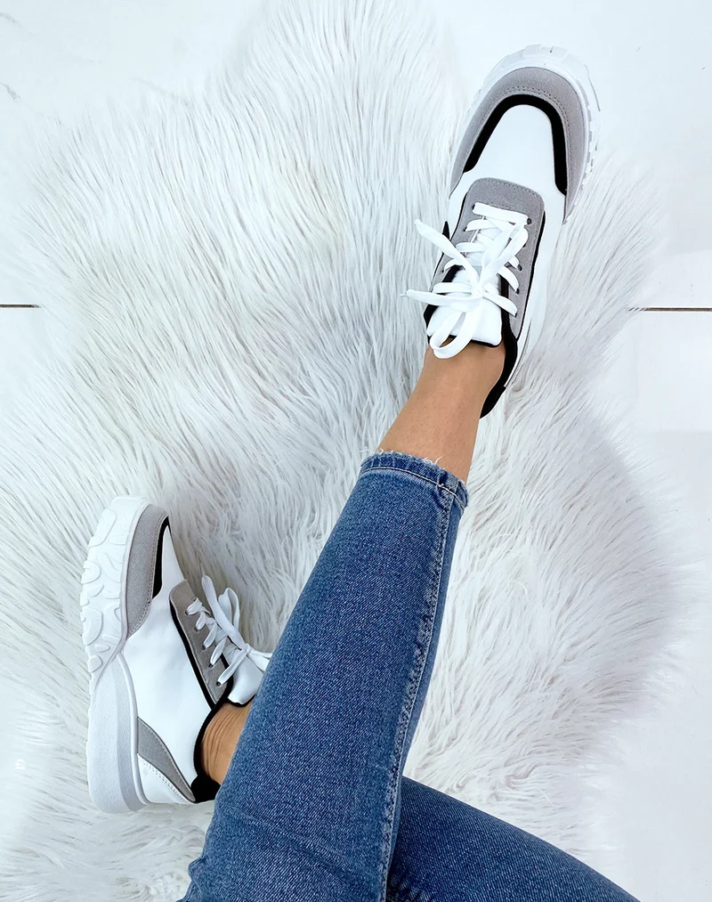Basket blanche et noire
