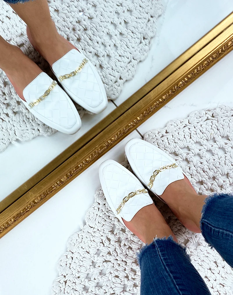Mule style mocassin blanche en simili cuir