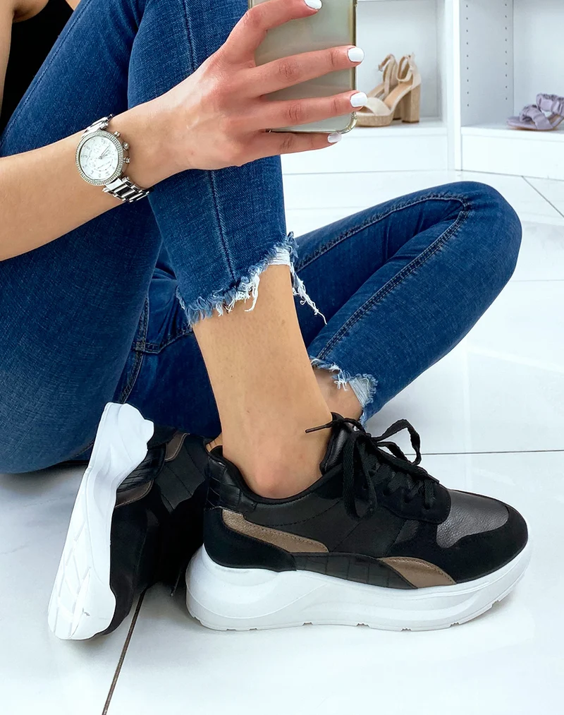 Baskets noires à multiples empiècements