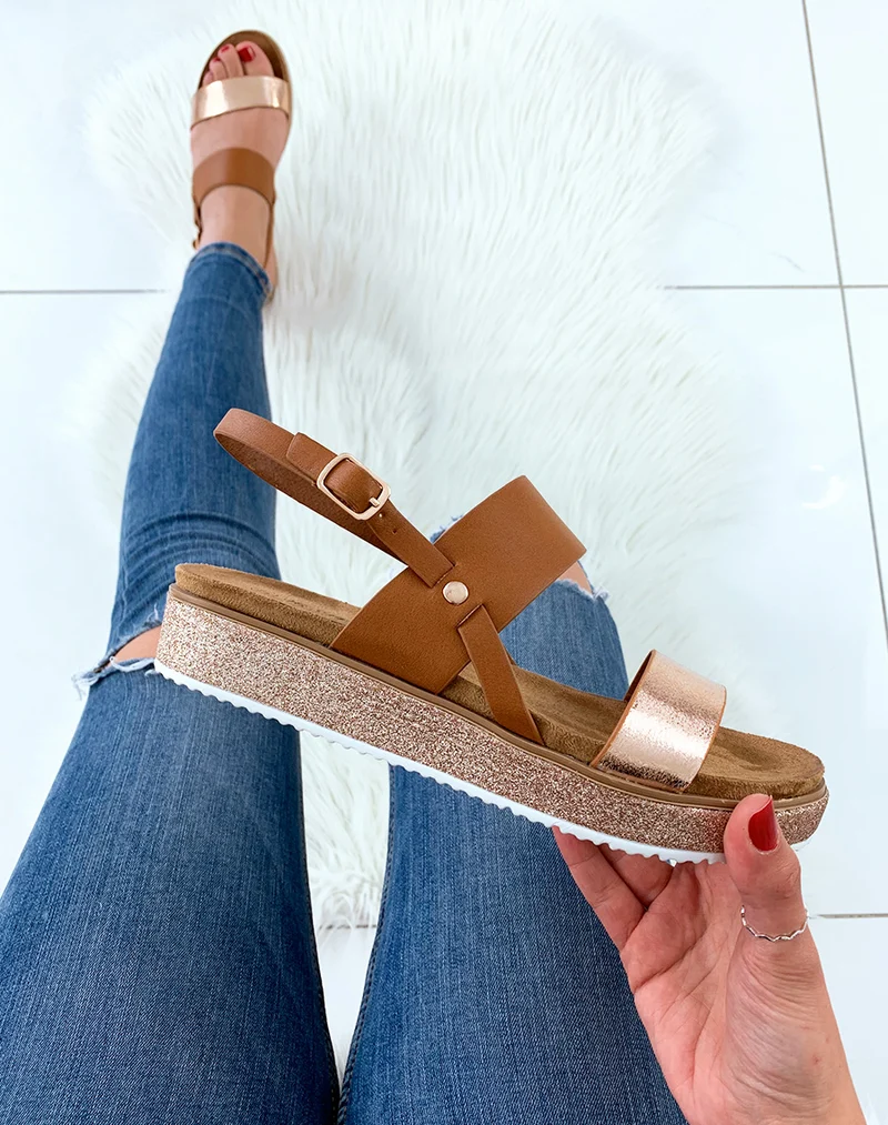 Nu-pieds camel effet serpent