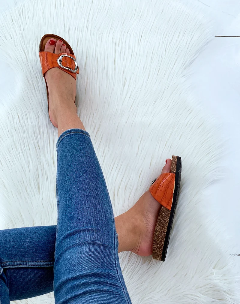 Mules oranges effet croco à boucles et à semelles anatomiques