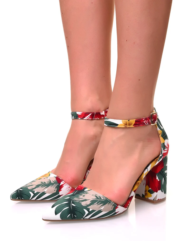 Escarpins à talons carrés et à bouts pointus au motif floral clair