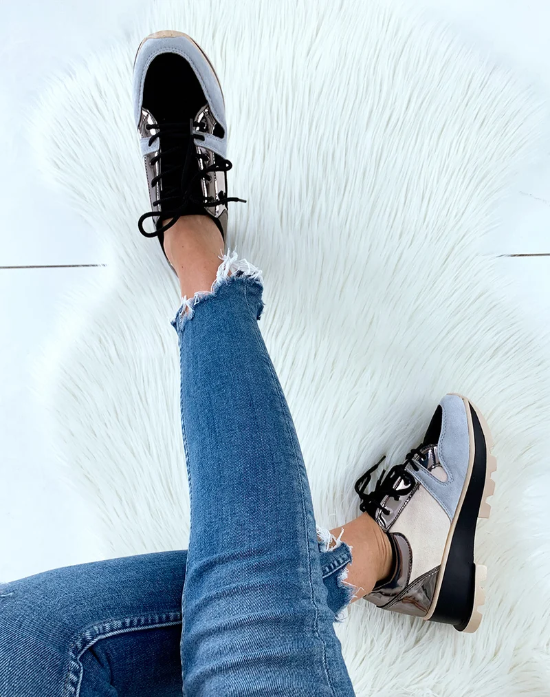 Baskets noires multicolore à talon métallique