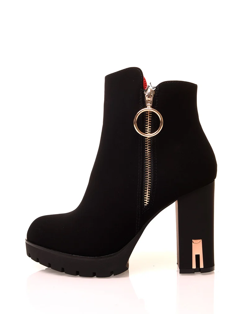 Bottines noires en suédine